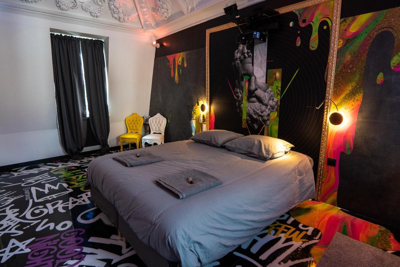 Capsule Art Deco - Jacuzzi - Netflix - Home Cinema - Arcade De Jeux & Nintendo Switch - 2 Chambres - Filet Suspendu Valenciennes Luaran gambar